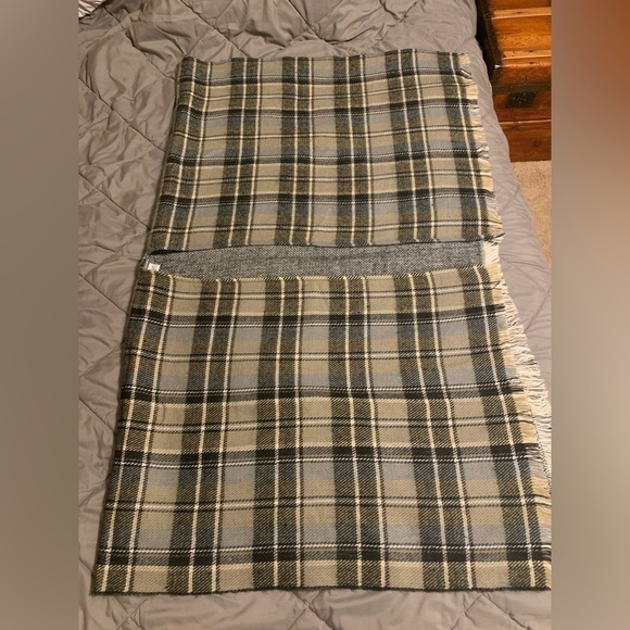Blanket wrap poncho shawl extra large one size long wide layer fringe plaid EUC - Picture 11 of 15